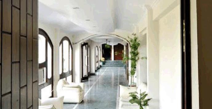Gajraula Haveli Resort Zewnętrze zdjęcie